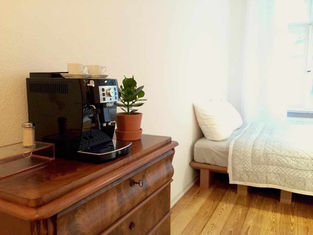 Altbau *